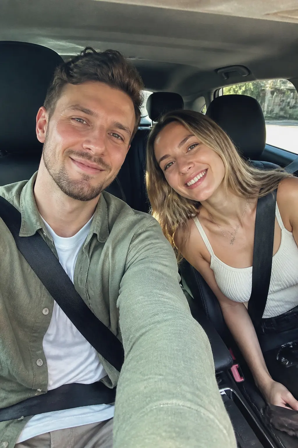 Selfies for Couple 11