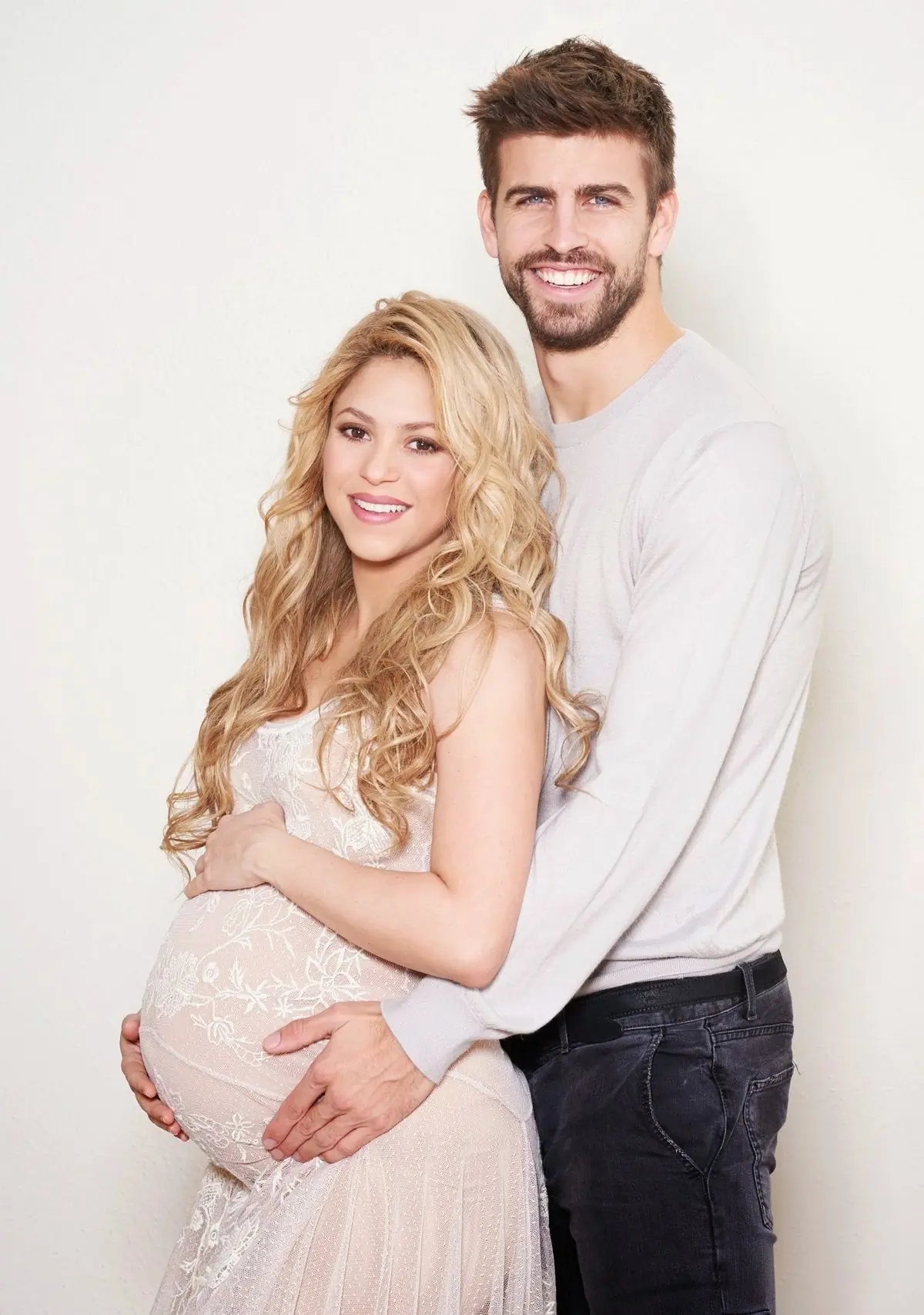 Classic Studio Couple Maternity